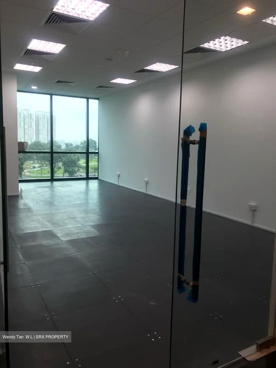 Vision Exchange (D22), Office #595596701